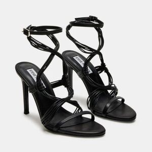 Steve Madden Lele Black Sandals